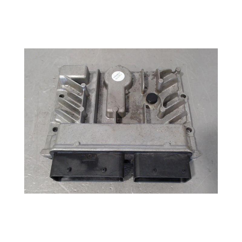 CALCULATEUR MOTEUR OPEL MERIVA