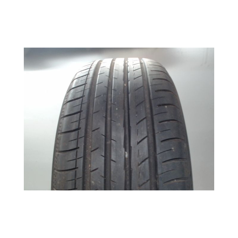 Pneu YOKOHAMA BLUEARTH GT AE51 215 50 17 95 W