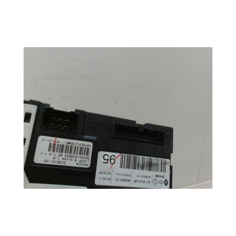 MECANISME+MOTEUR LEVE-GLACE AVANT DROIT RENAULT LATITUDE BERL. 2010-...