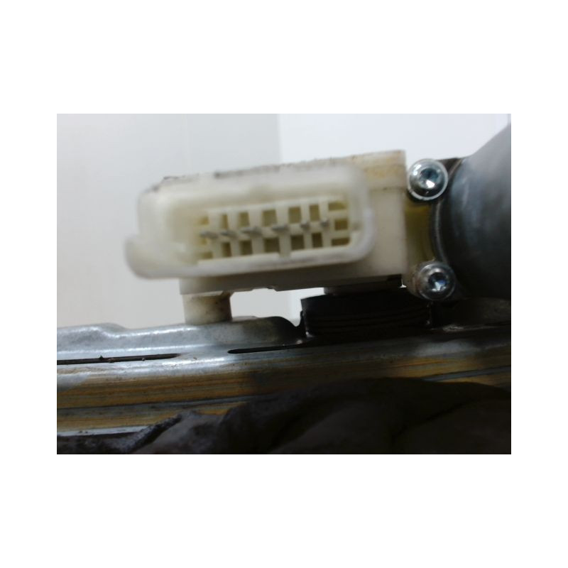 MECANISME+MOTEUR LEVE-GLACE ARRIERE DROIT PEUGEOT 308 SW 2008-