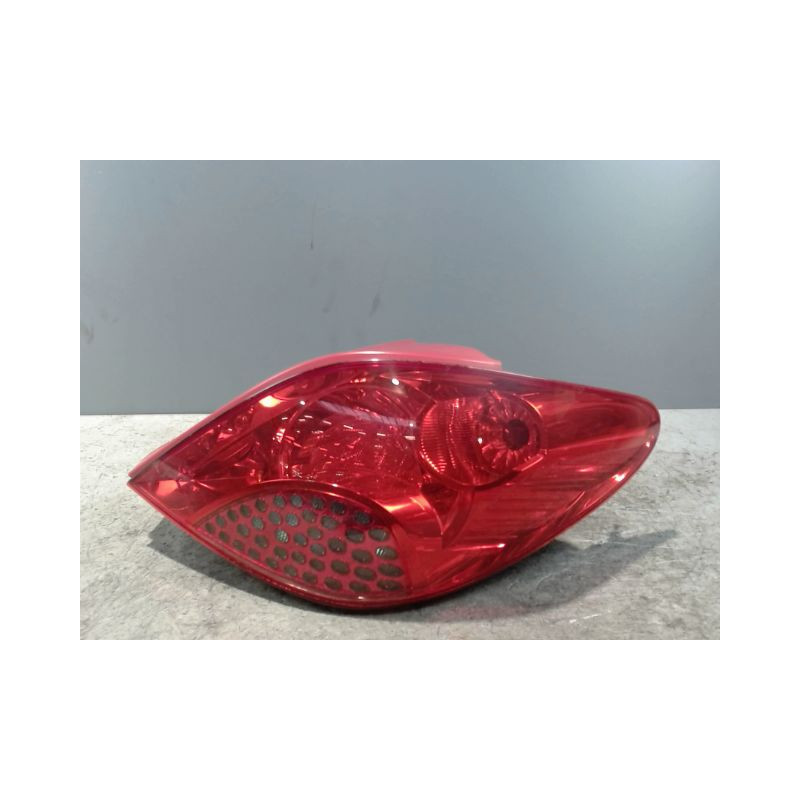 FEU ARRIERE DROIT PEUGEOT 207 2007-