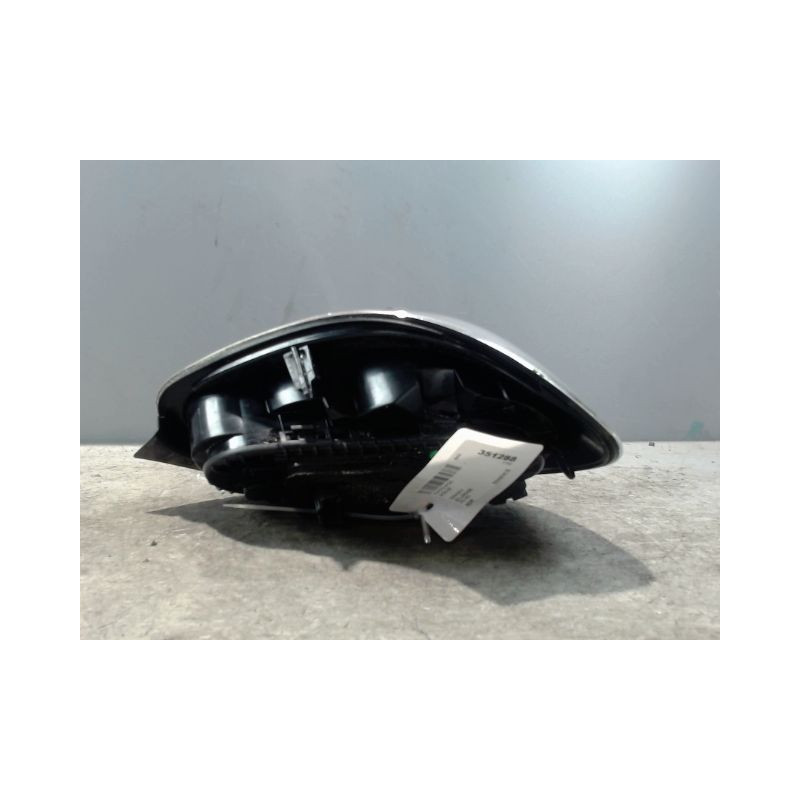 FEU ARRIERE DROIT TOYOTA AYGO 5P