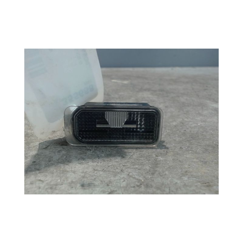 ECLAIREUR PLAQUE DE POLICE GAUCHE FORD FIESTA 2005-