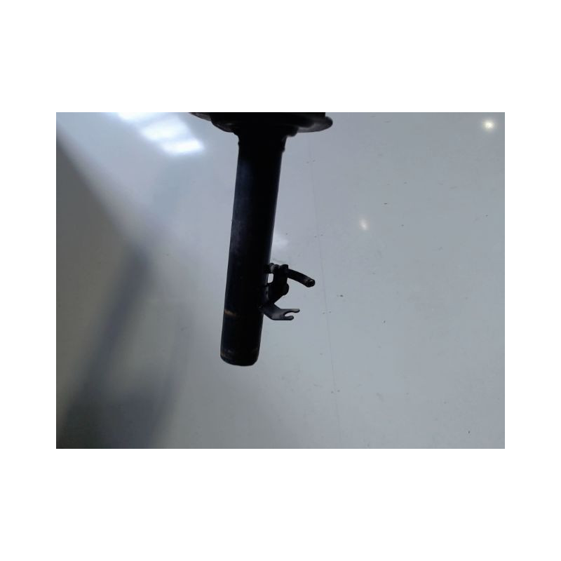 AMORTISSEUR AVANT DROIT TOYOTA AYGO 5P