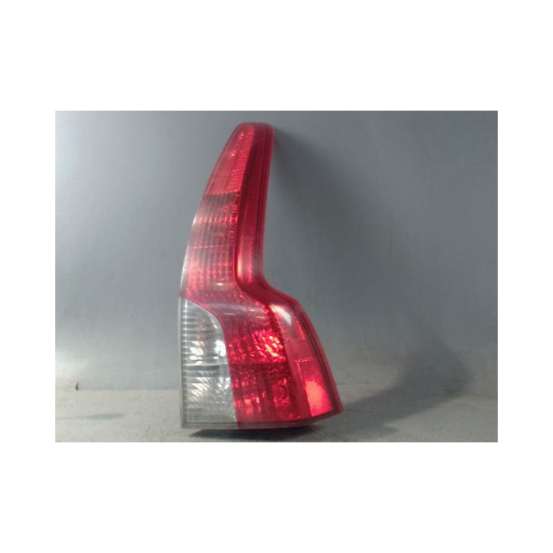 FEU ARRIERE DROIT VOLVO V50