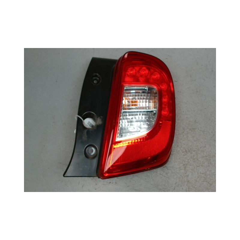 FEU ARRIERE DROIT NISSAN MICRA