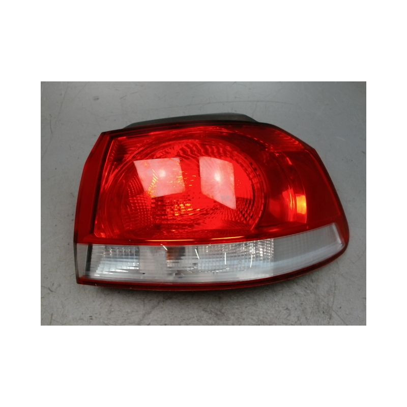 FEU ARRIERE DROIT VOLKSWAGEN GOLF VI 2008-