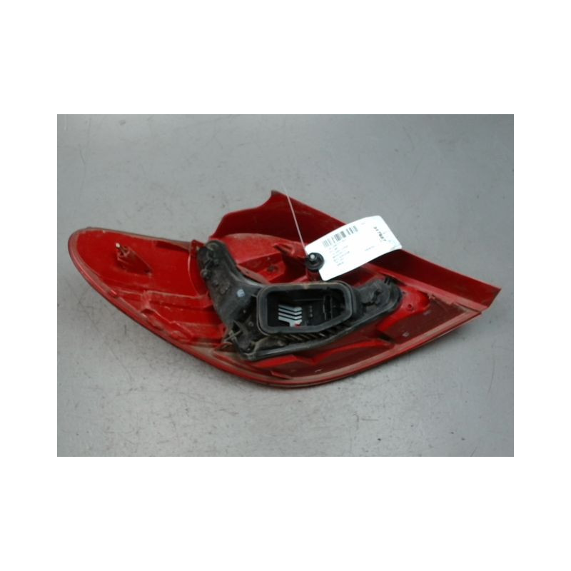 FEU ARRIERE DROIT PEUGEOT 207 5P