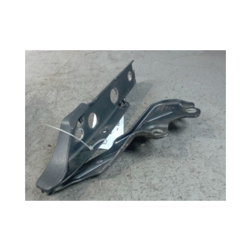 COMPAS GAUCHE CAPOT AUDI A6 2004-