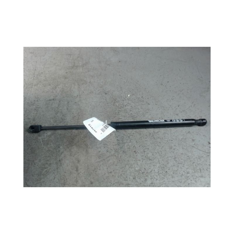 VERIN HAYON D RENAULT CLIO IV