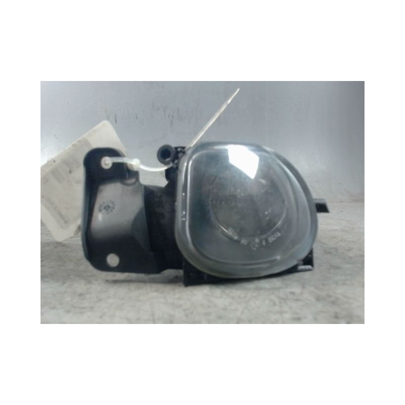 PHARE ANTIBROUILLARD AVANT GAUCHE AUDI A6 97-2001