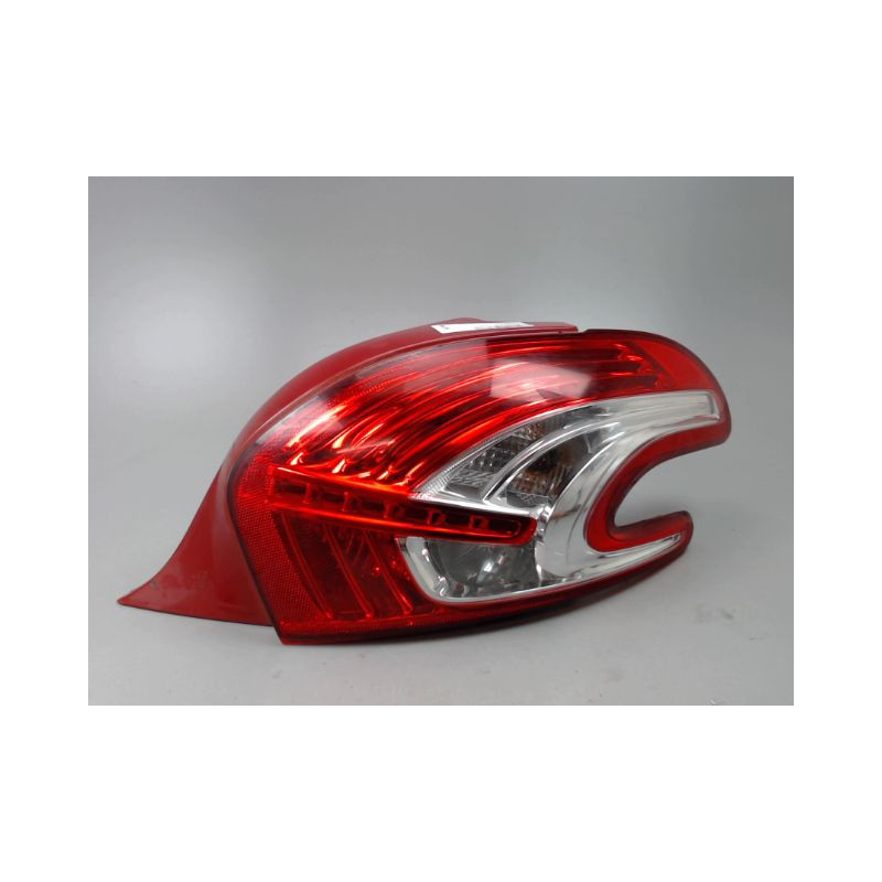 FEU ARRIERE DROIT PEUGEOT 208 Phase 1 2012-...