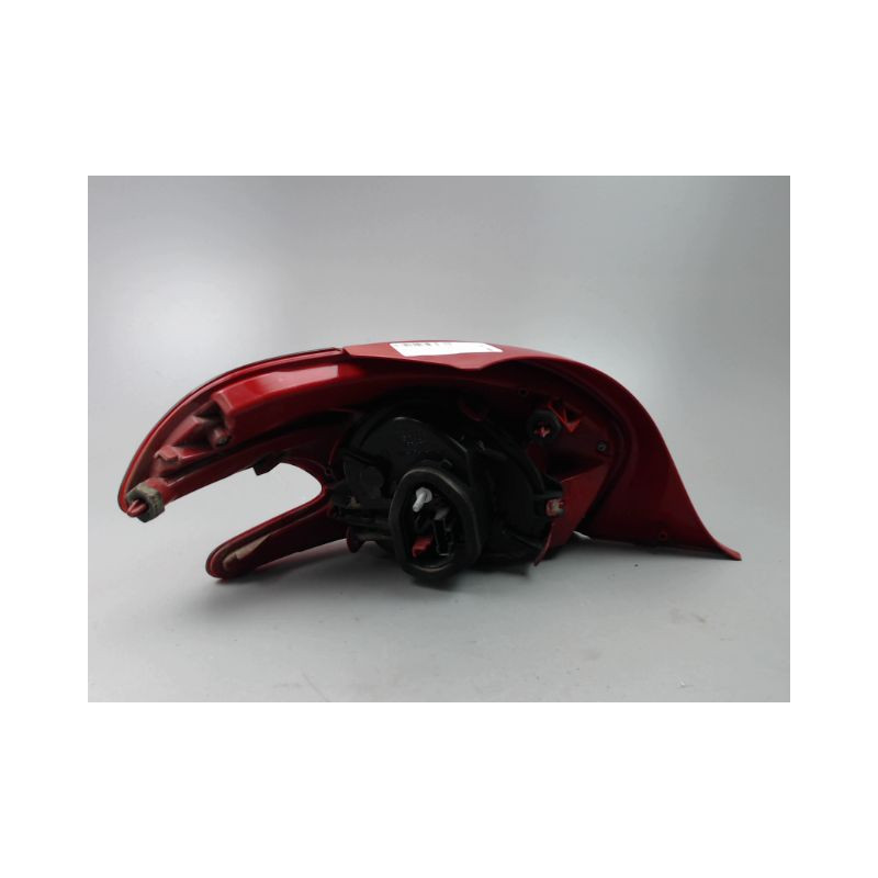 FEU ARRIERE DROIT PEUGEOT 208 Phase 1 2012-...