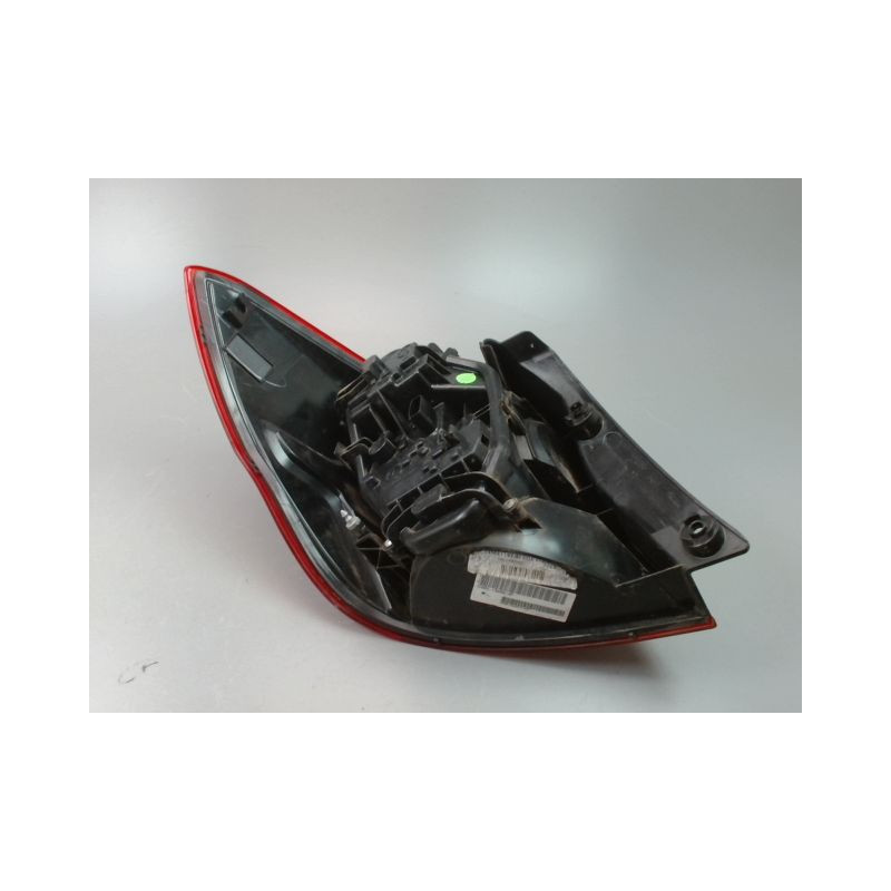 FEU ARRIERE DROIT FORD KA+