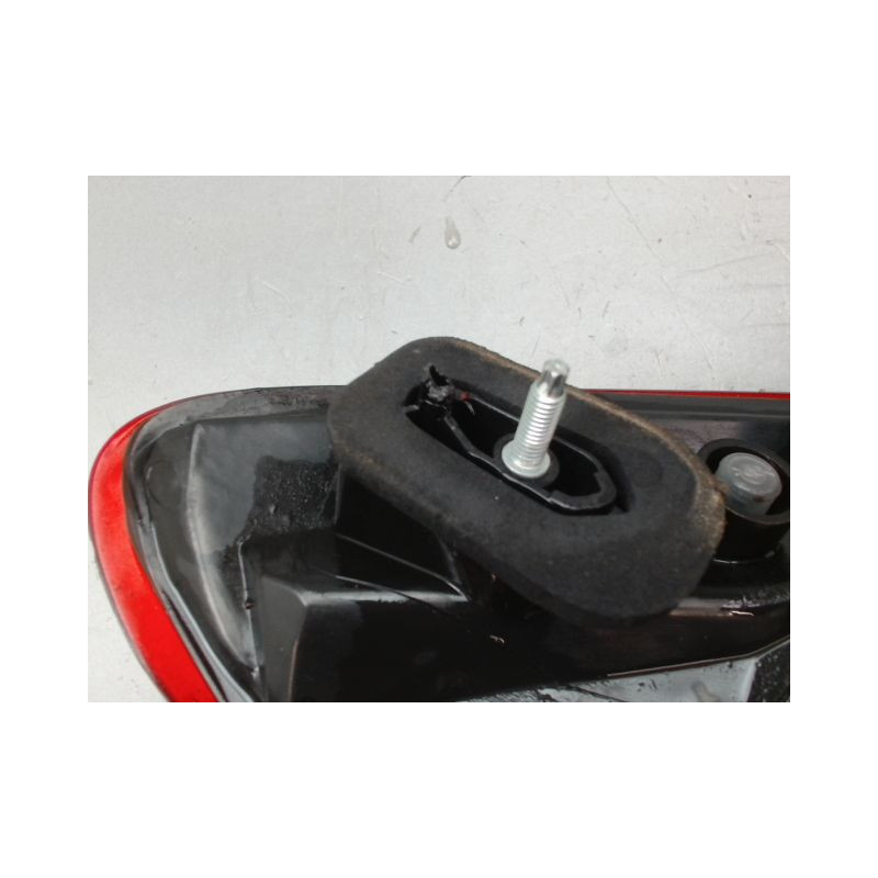 FEU ARRIERE DROIT RENAULT MEGANE COUPE III Phase 1 2008-2012