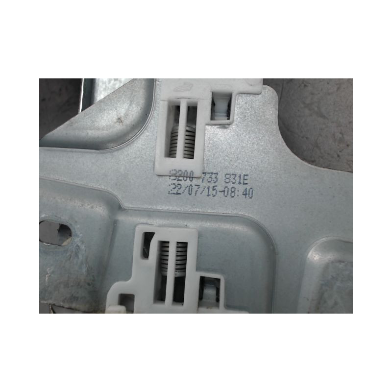 MECANISME LEVE-GLACE ARRIERE GAUCHE DACIA DUSTER