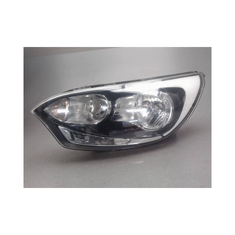 PHARE GAUCHE KIA RIO
