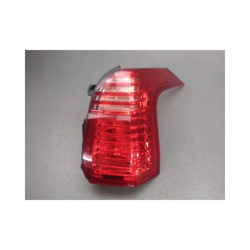FEU ARRIERE DROIT PEUGEOT 5008