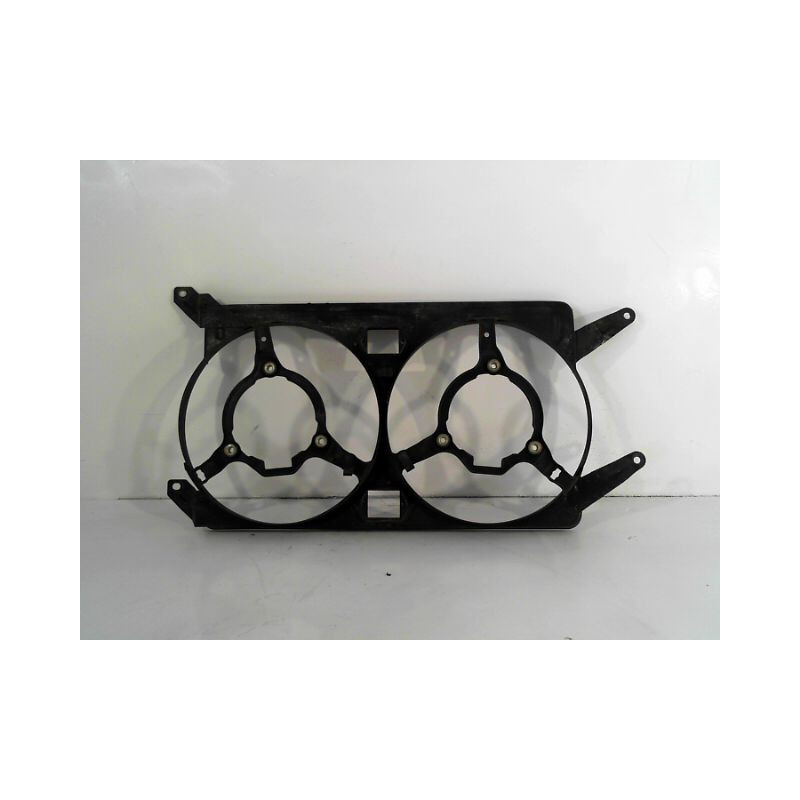 SUPPORT DE VENTILATEUR ALFA ROMEO 156 - 2001
