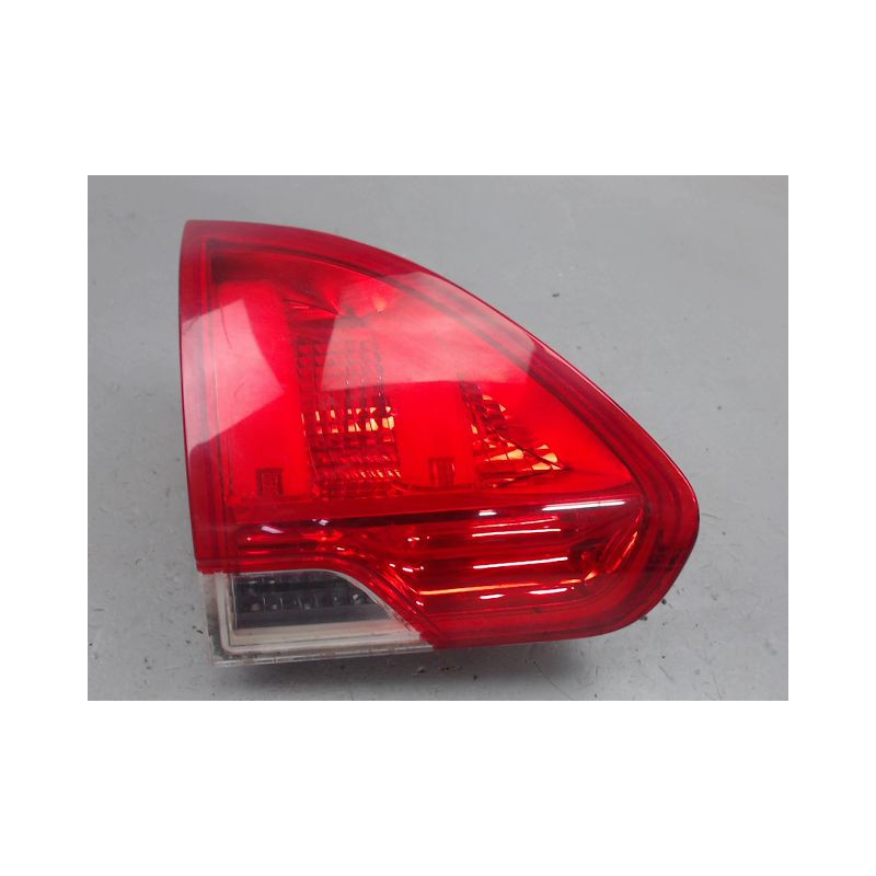 FEU ARRIERE INTERIEUR GAUCHE PEUGEOT 2008