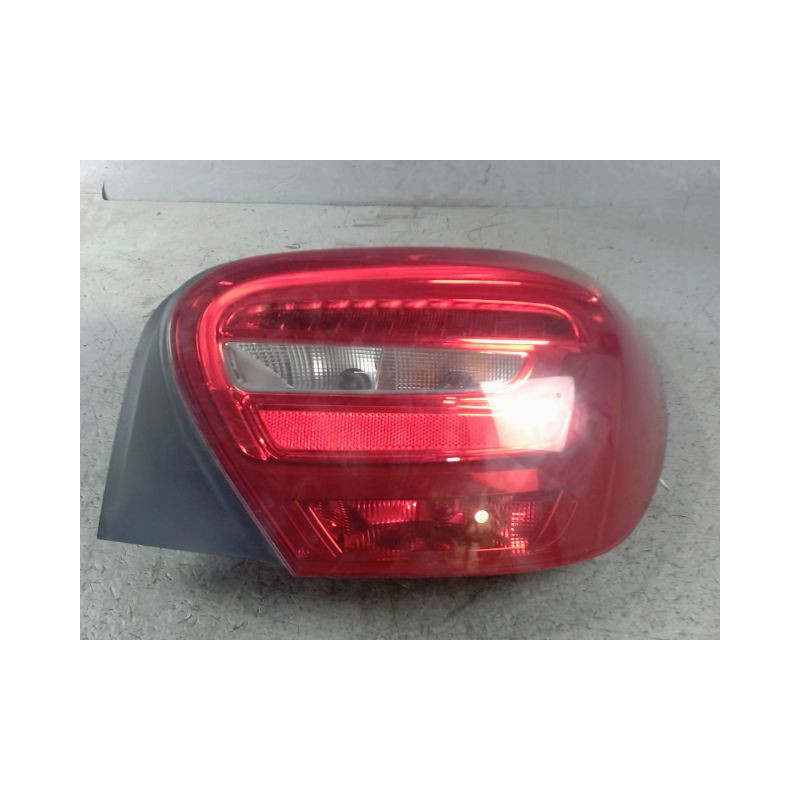 FEU ARRIERE DROIT MERCEDES CLASSE A 2004-