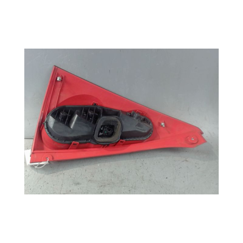 FEU ARRIERE DROIT PEUGEOT 107 5P