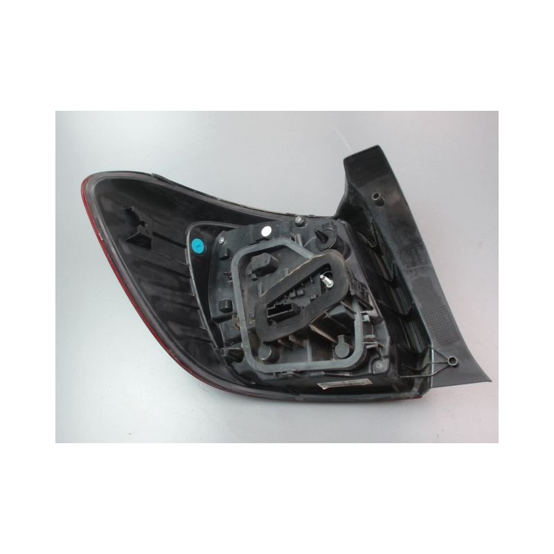 FEU ARRIERE DROIT DACIA SANDERO II Phase 1 2012-...