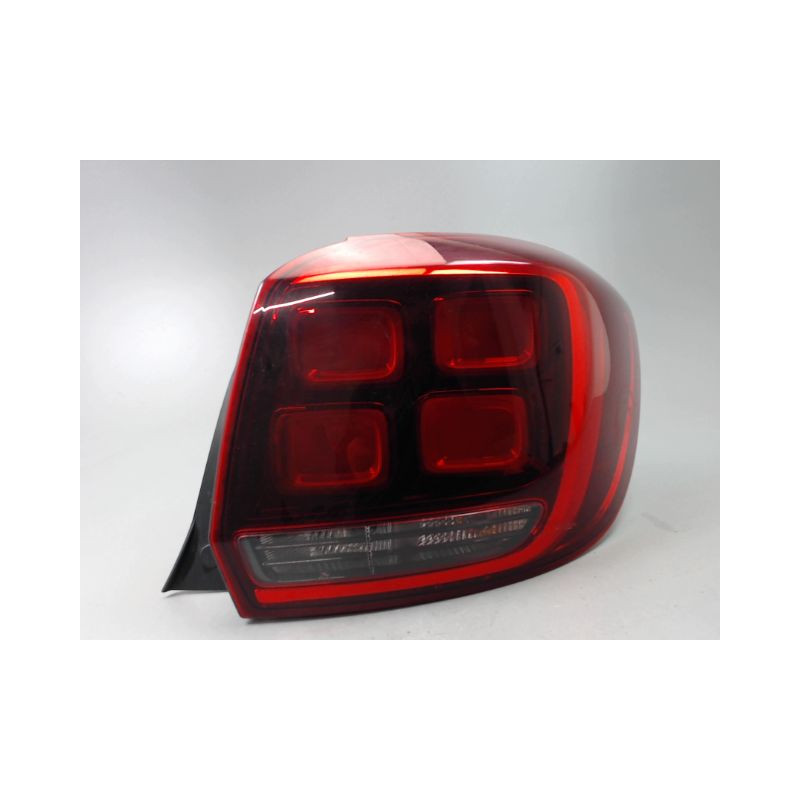FEU ARRIERE DROIT DACIA SANDERO II Phase 1 2012-...