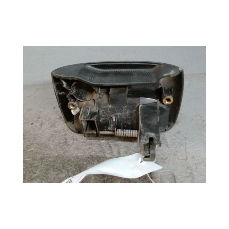 POIGNEE EXTERIEURE PORTE COULISSANTE DROIT RENAULT KANGOO EXPRESS 03-07