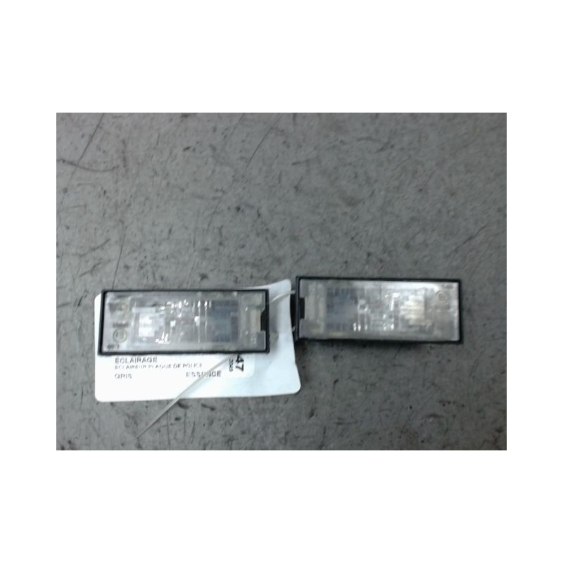 ECLAIREUR PLAQUE DE POLICE RENAULT CLIO III 2005-