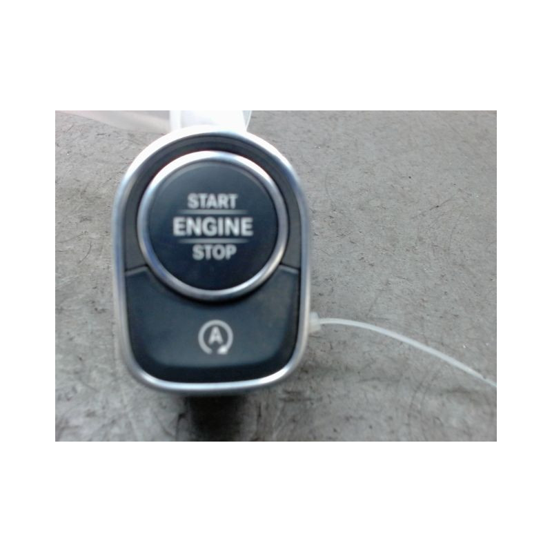 BOUTON DE DEMARRAGE MERCEDES CLASSE A