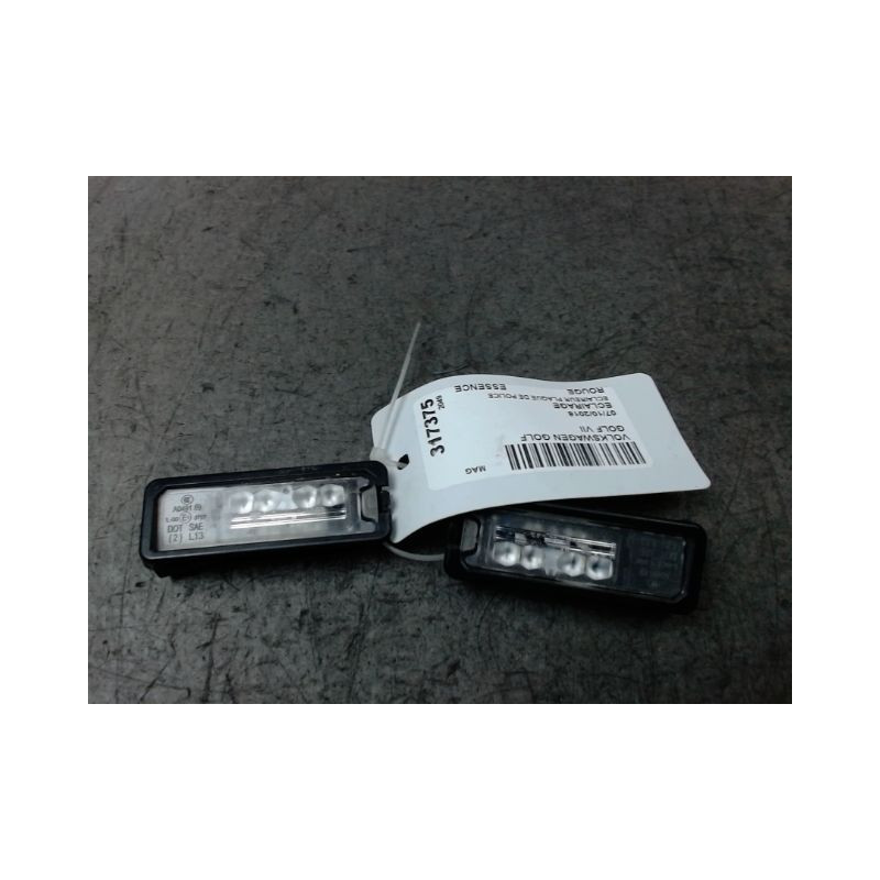 ECLAIREUR PLAQUE DE POLICE VOLKSWAGEN GOLF VII