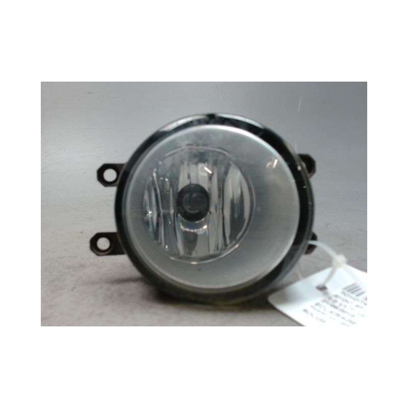 PHARE ANTIBROUILLARD AVANT DROIT TOYOTA AYGO 5P