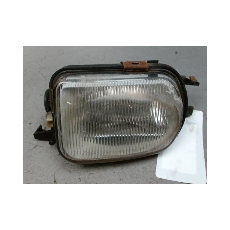 PHARE ANTIBROUILLARD AVANT DROIT MERCEDES CLASSE C 2000-