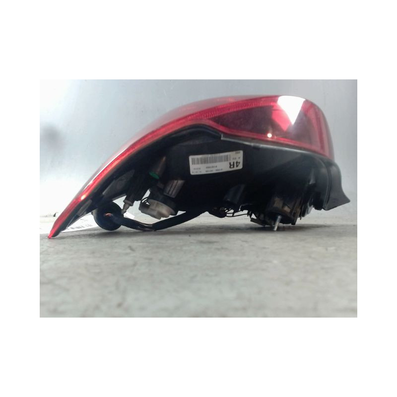 FEU ARRIERE DROIT PEUGEOT 108