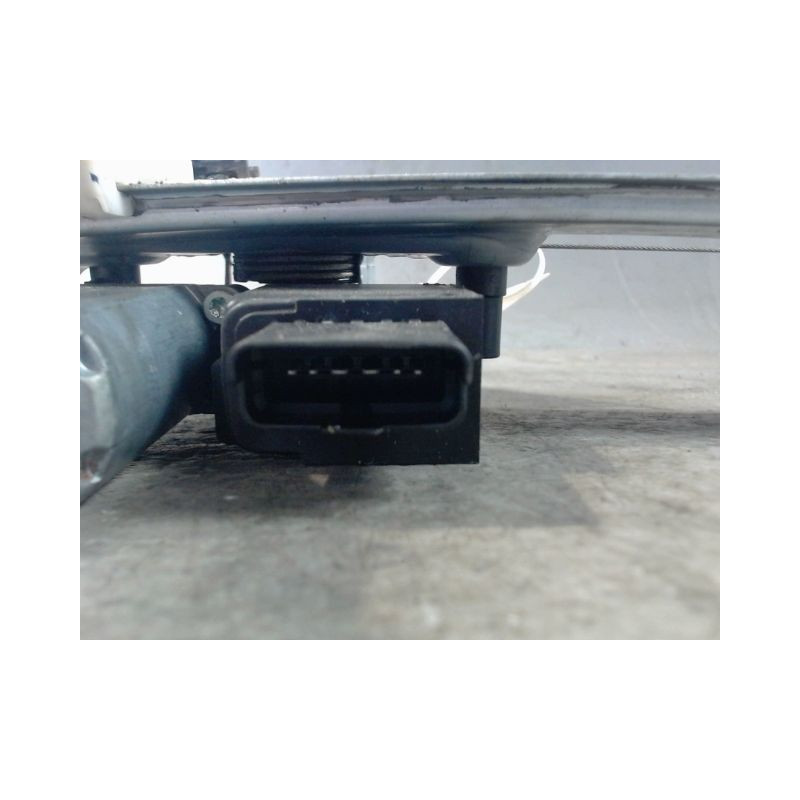 MECANISME+MOTEUR LEVE-GLACE ARRIERE DROIT CITROEN C3 2009-