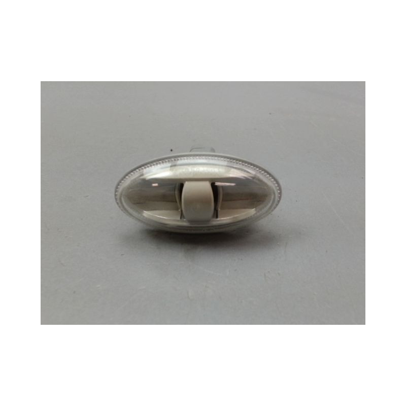 REPETITEUR AILE GAUCHE PEUGEOT PARTNER TEPEE 2008-