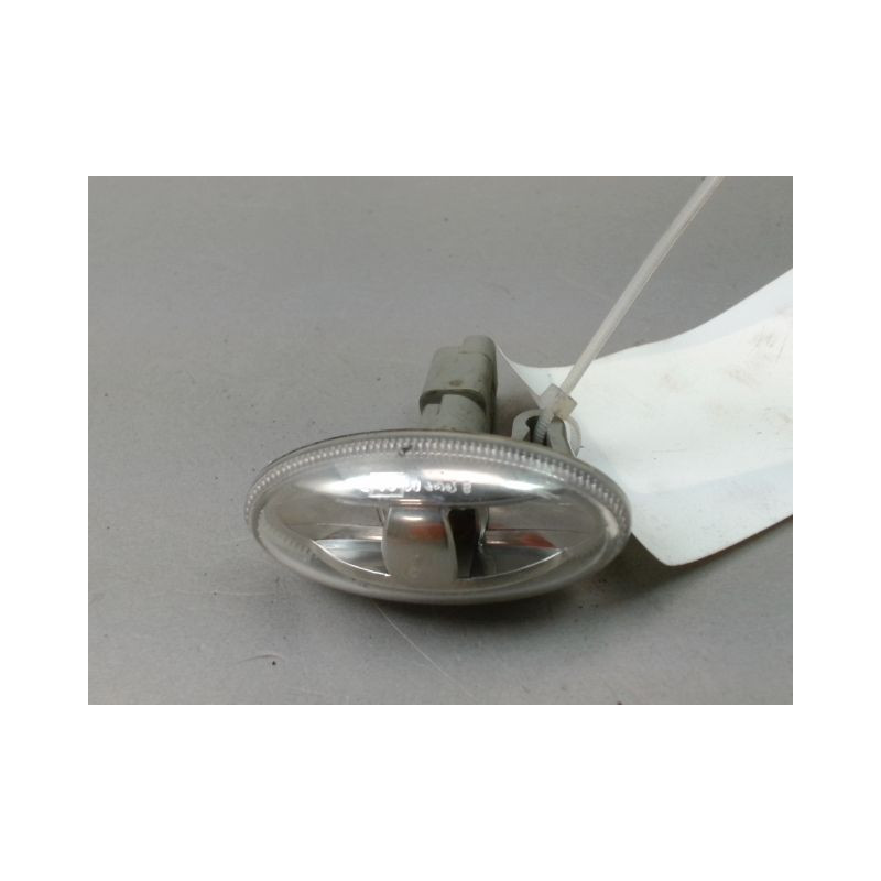 REPETITEUR AILE GAUCHE PEUGEOT 206 1998-2009