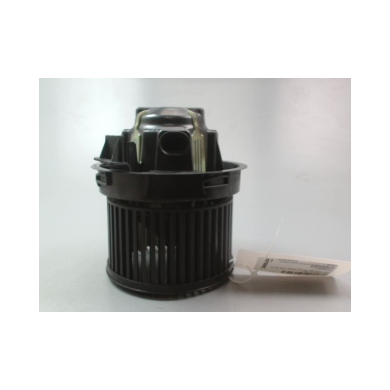 MOTEUR VENTILATEUR CHAUFFAGE PEUGEOT 207 2006-2013