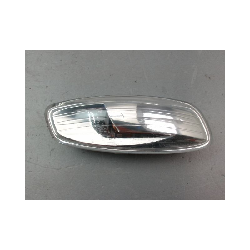REPETITEUR RETROVISEUR DROIT CITROEN C4 II Phase 1 (B71) 2010-2015