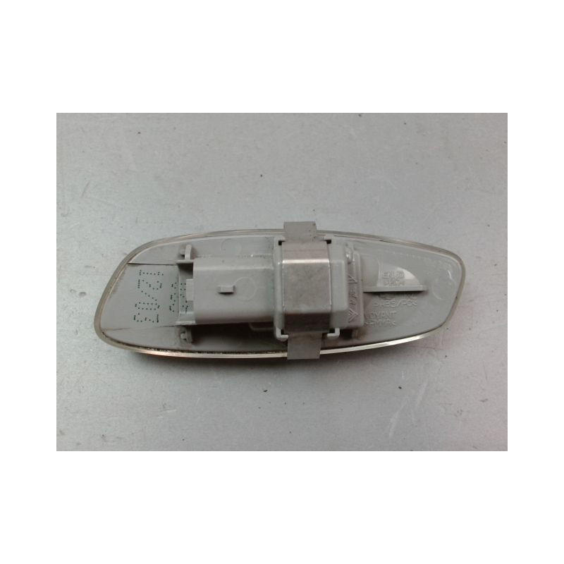 REPETITEUR RETROVISEUR DROIT CITROEN C4 II Phase 1 (B71) 2010-2015