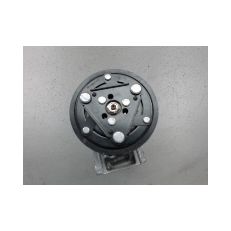 COMPRESSEUR AIR CONDITIONNE RENAULT CLIO