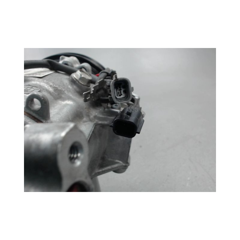 COMPRESSEUR AIR CONDITIONNE RENAULT CLIO