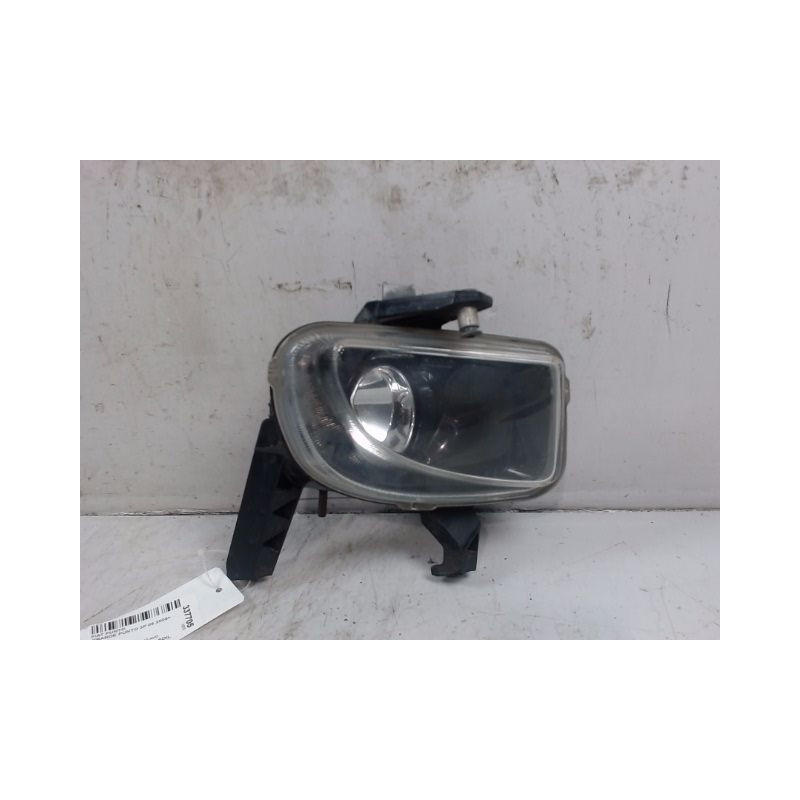 PHARE ANTIBROUILLARD AVANT DROIT FIAT GRANDE PUNTO 2005-