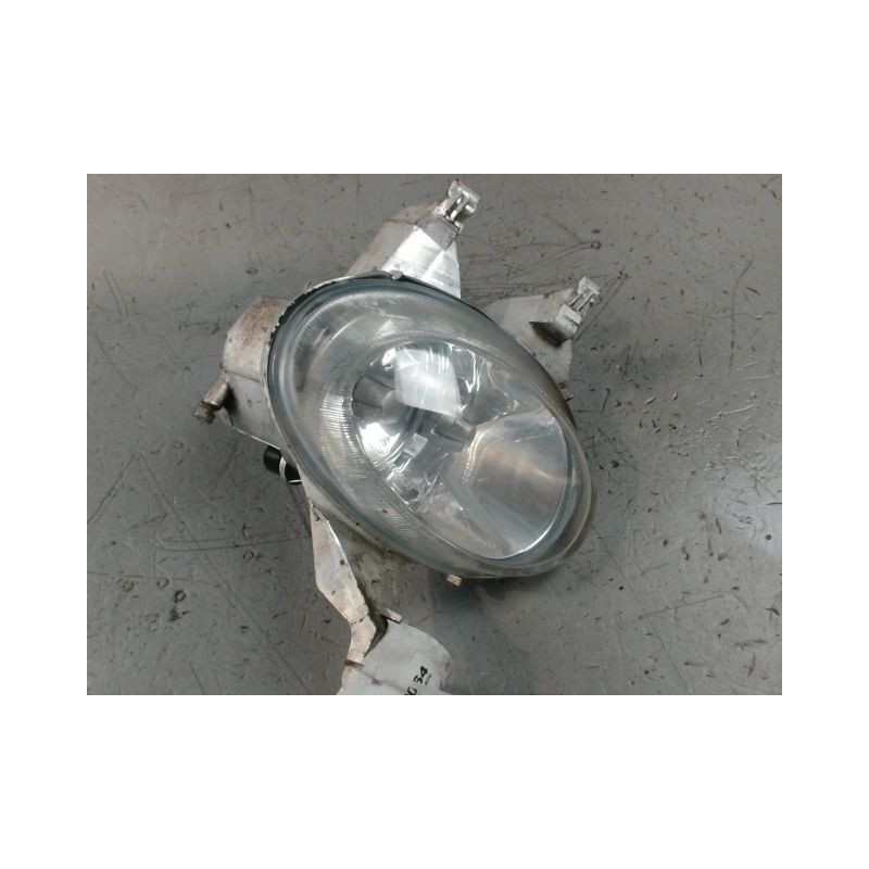 PHARE ANTIBROUILLARD AVANT DROIT PEUGEOT 206 5P
