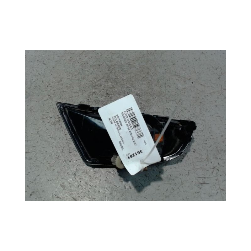 PHARE ANTIBROUILLARD AVANT DROIT FORD MONDEO 2000-2007