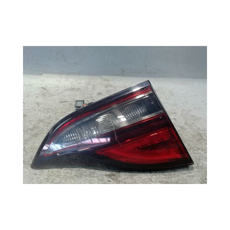 FEU ARRIERE INTERIEUR GAUCHE OPEL ZAFIRA 2006-