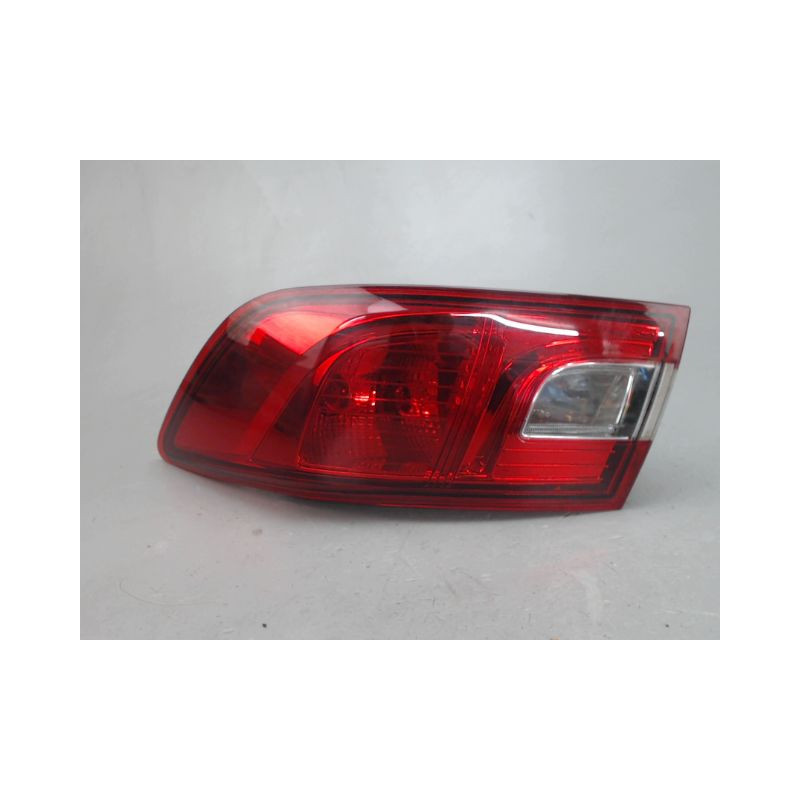 FEU ARRIERE DROIT RENAULT CLIO IV 12-16