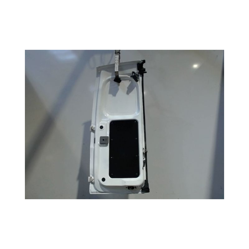 PORTE BATTANTE ARRIERE DROIT NISSAN NV200