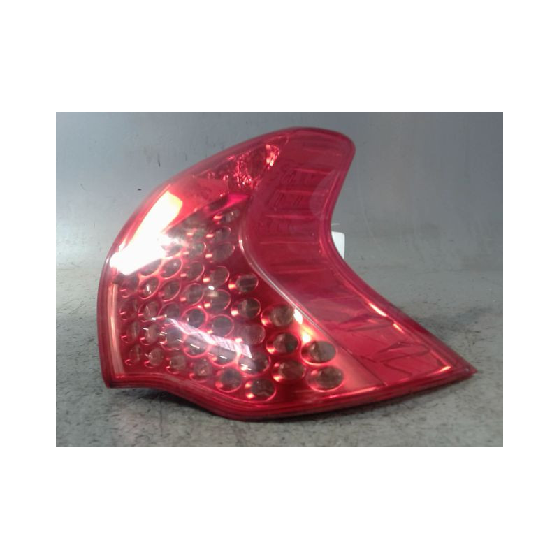 FEU ARRIERE DROIT PEUGEOT 3008 2009-